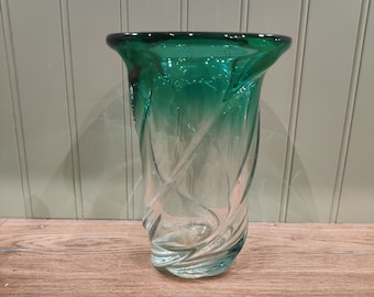Large and heavy crystal green colored vase - VSL or VSL-Style - Unmarked - Great quality