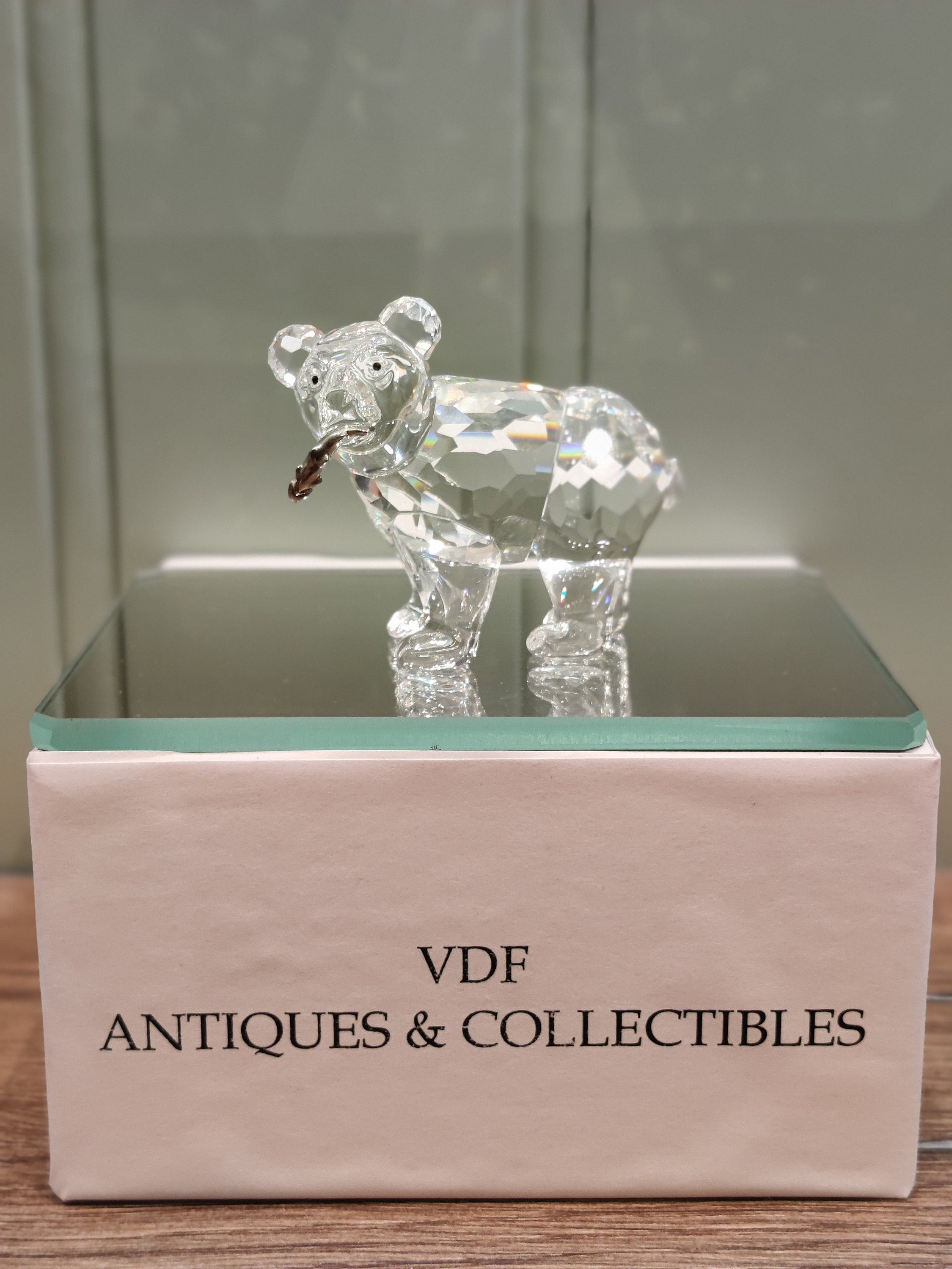 Swarovski Grizzly Bear Cub With Silver Fish - Rare Encounters