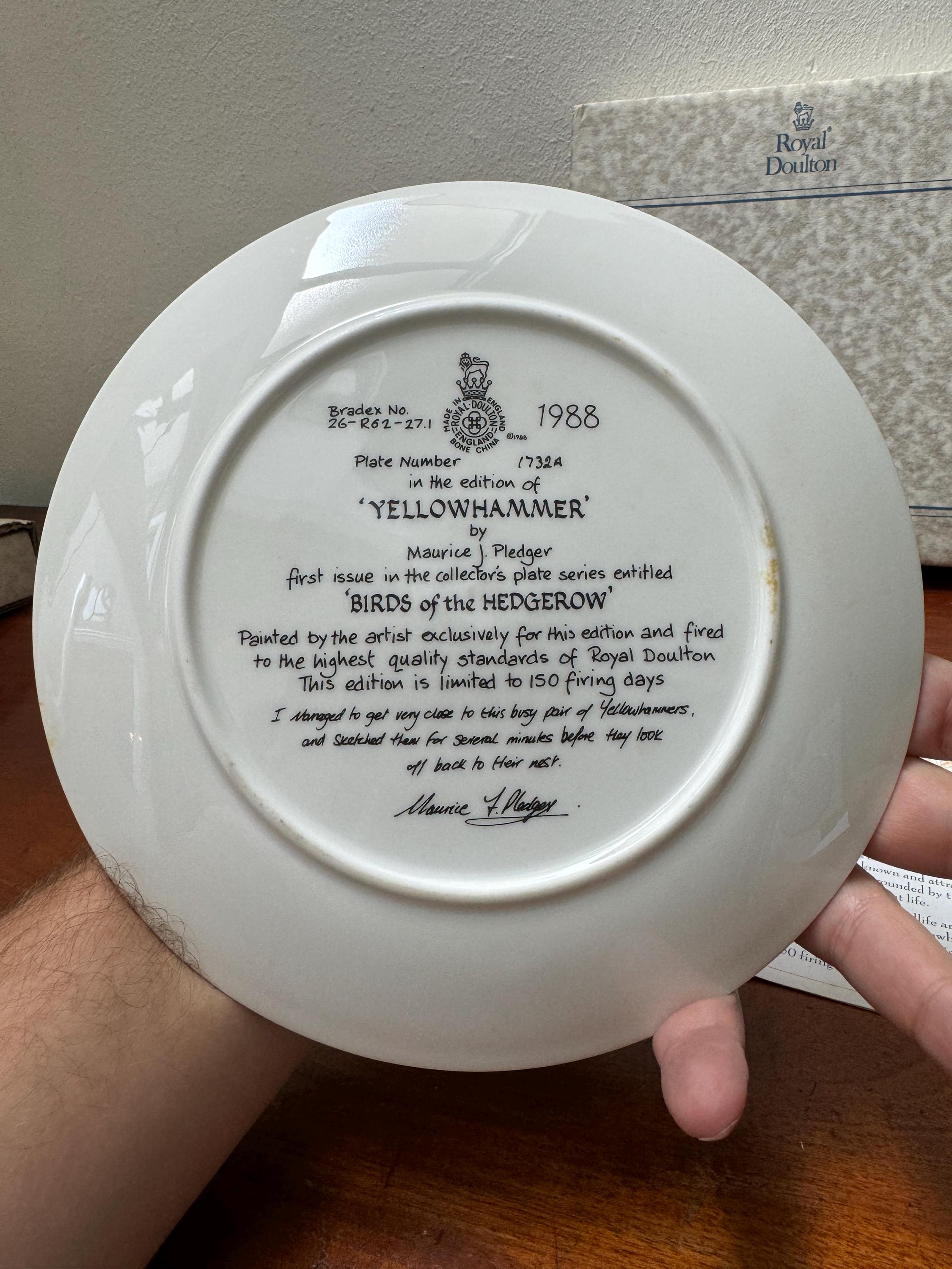 ◎ロイヤルドルトン　バッキンガム　H.4971　ファインボーンチャイナ ロイヤルドルトン バードプレート：限定版ファインボーンチャイナ