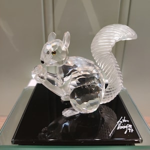 Swarovski crystal figurine - Swarovski Eekhoorn - 10 jaar SCS - gesigneerde spiegel - kristallen figurine - BOXED