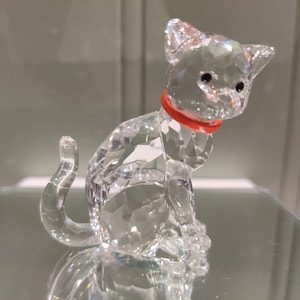 Swarovski Cat Mother with red collar - Crystal cat - crystal animal figurine - pet - Retired - BOXED