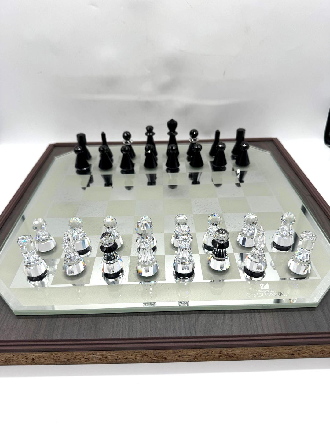 スワロフスキーチェス Swarovski Crystal Chess Set – Black & Clear Faceted Pieces - Etsy