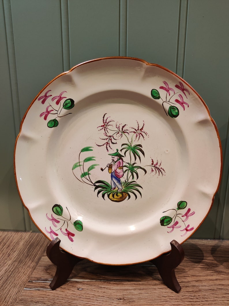 Pair of 19th century earthenware plates with Asian decor Asian inspired decorative plates Handpainted image 6