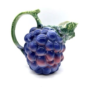 pichet vintage en forme de raisin - pichet italien - endommagé