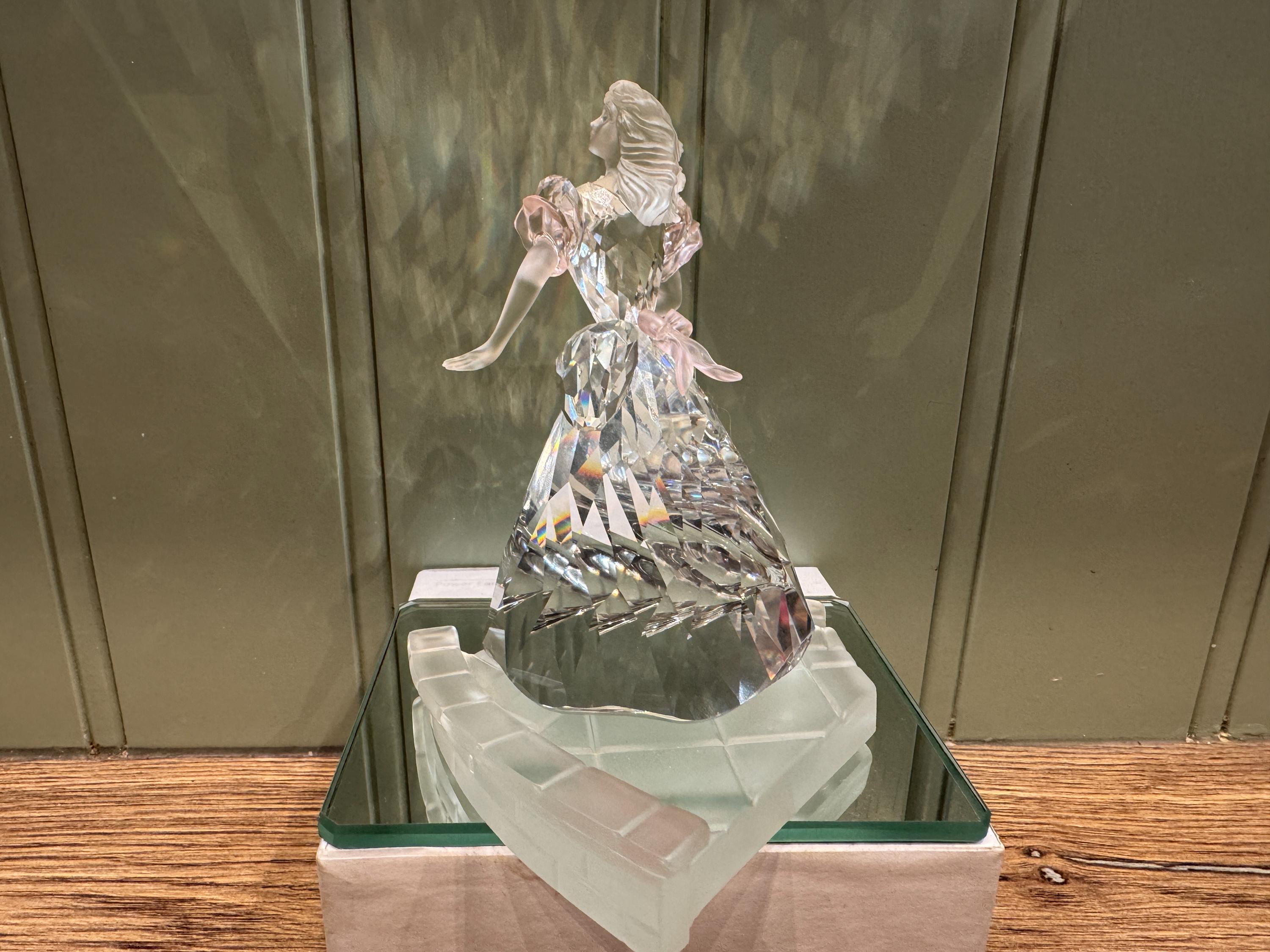 シンデレラ フィギュア スワロフスキー スワロフスキー シンデレラ フィギュア：ファセット＆フロスト