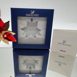 Swarovski Crystal Christmas Poinsettia Gold Flower ornament. Golden crystal poinsettia - edition Swarovski crystal - Christmas ornament