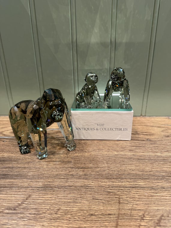 Swarovski Crystal Gorilla Family: 2009 Annual Edition, Black