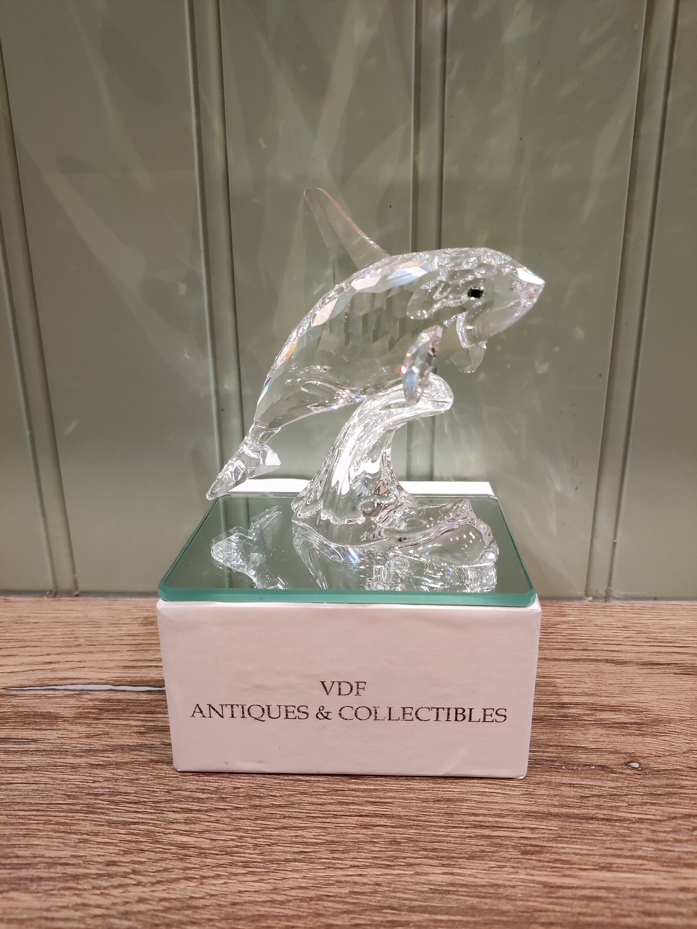 ★FRAGILE,GLASS,FIGURES ガラス製 人形 ポセイドン Swarovski Crystal Killer Whale Figurine – Michael Stamey Design