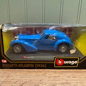 Burago - Bugatti Atlantic - 1936 - schaal 1:24 - Made in Italy