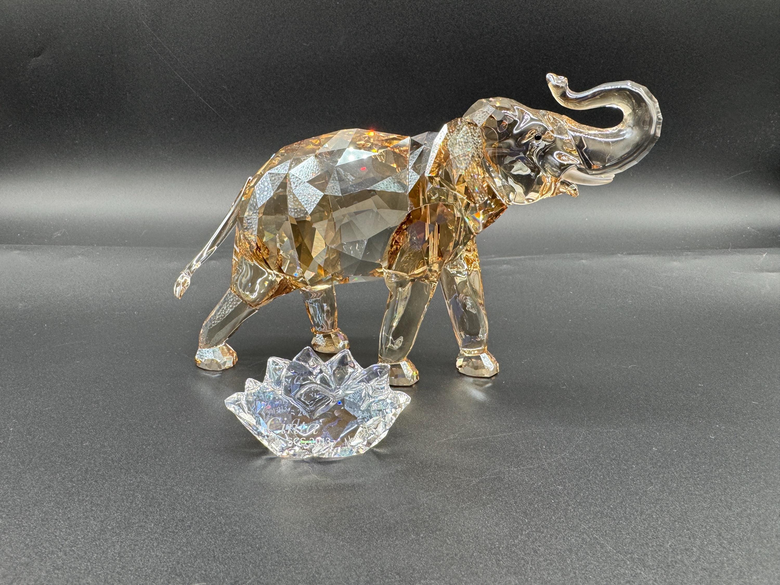 Secondhand swarovski figurines - Etsy 日本