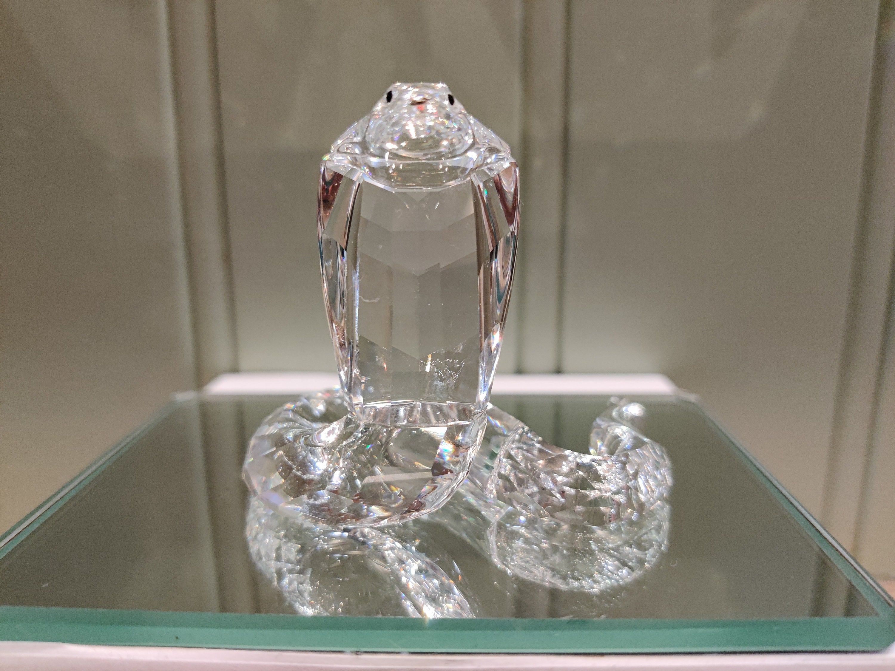 ヴィンテージ スワロフスキー クリスタル コブラ フィギュア - 箱入り