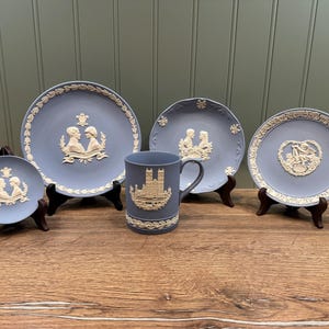 Wedgwood Jasperware Special Edition Porcelain decorative items - - Sold per piece - Vintage Jasperware - Marked