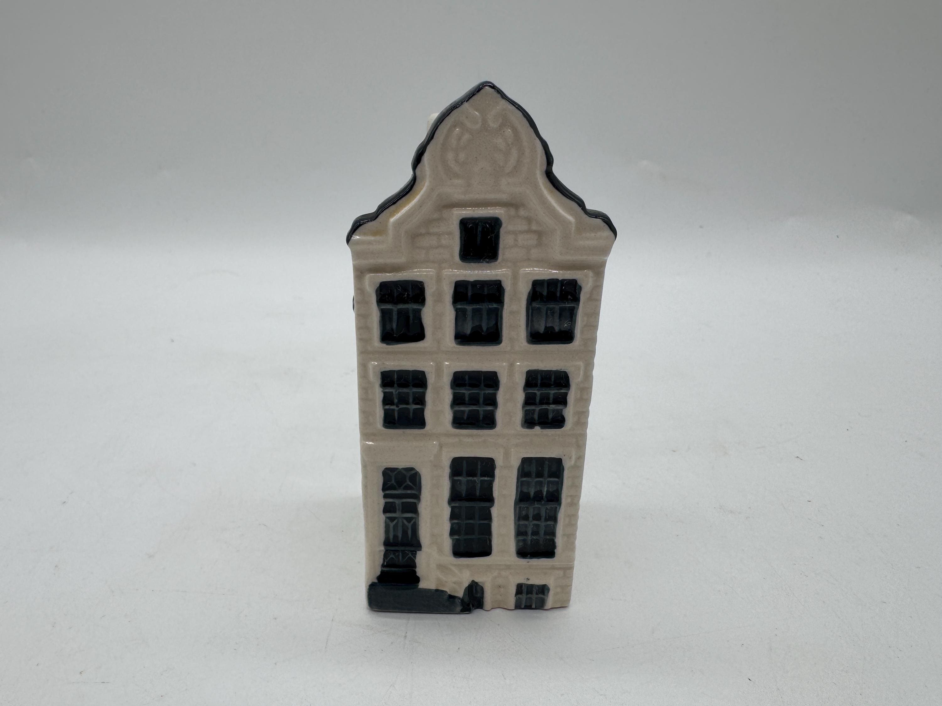 KLM Miniature Amsterdam Houses: Business Class Porcelain