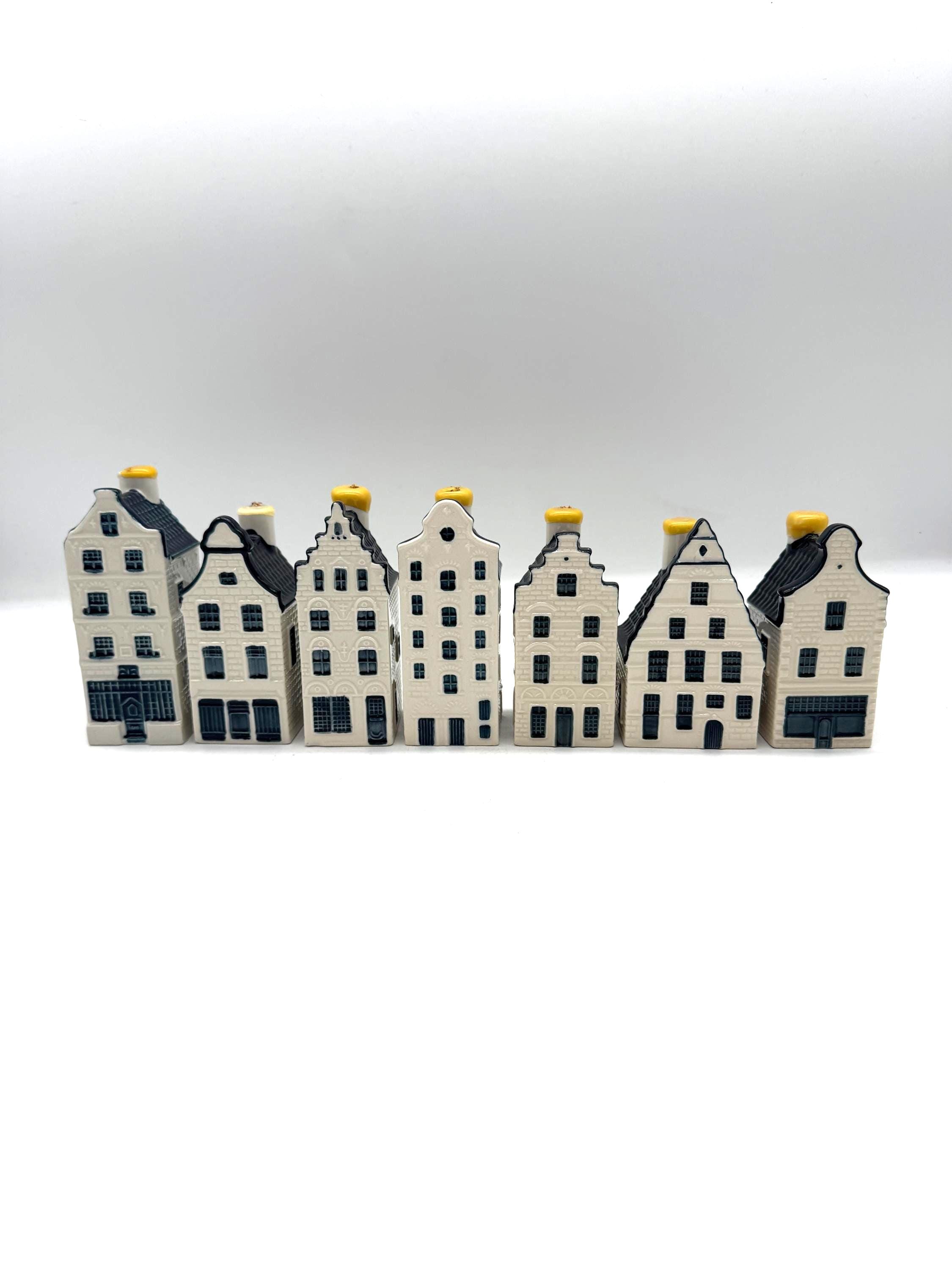 KLM Amsterdam Houses: Business Class Porcelain Miniatures, BOLS