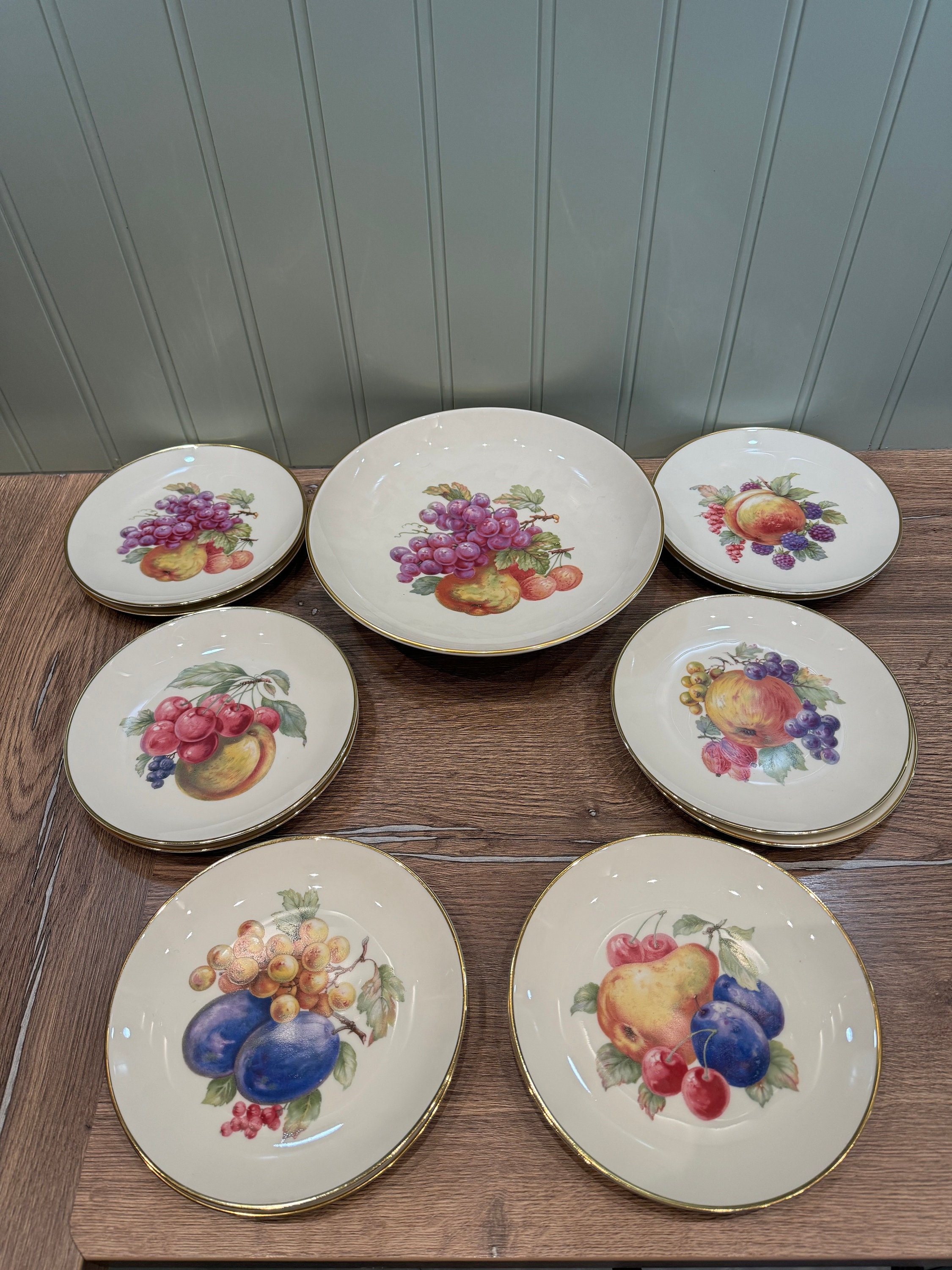 希少　新品未使用　Thomas rosenthal 皿 Thomas Rosenthal Porcelain Fruit Plates: Germany, Golden Rim, 13