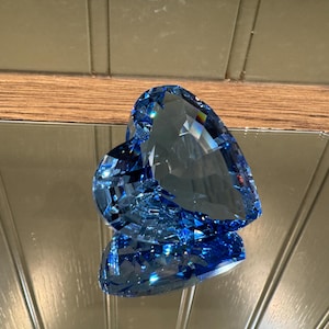 Swarovski Blue Crystal Heart Figurine - 1997 Renewal Gift (DAMAGED)