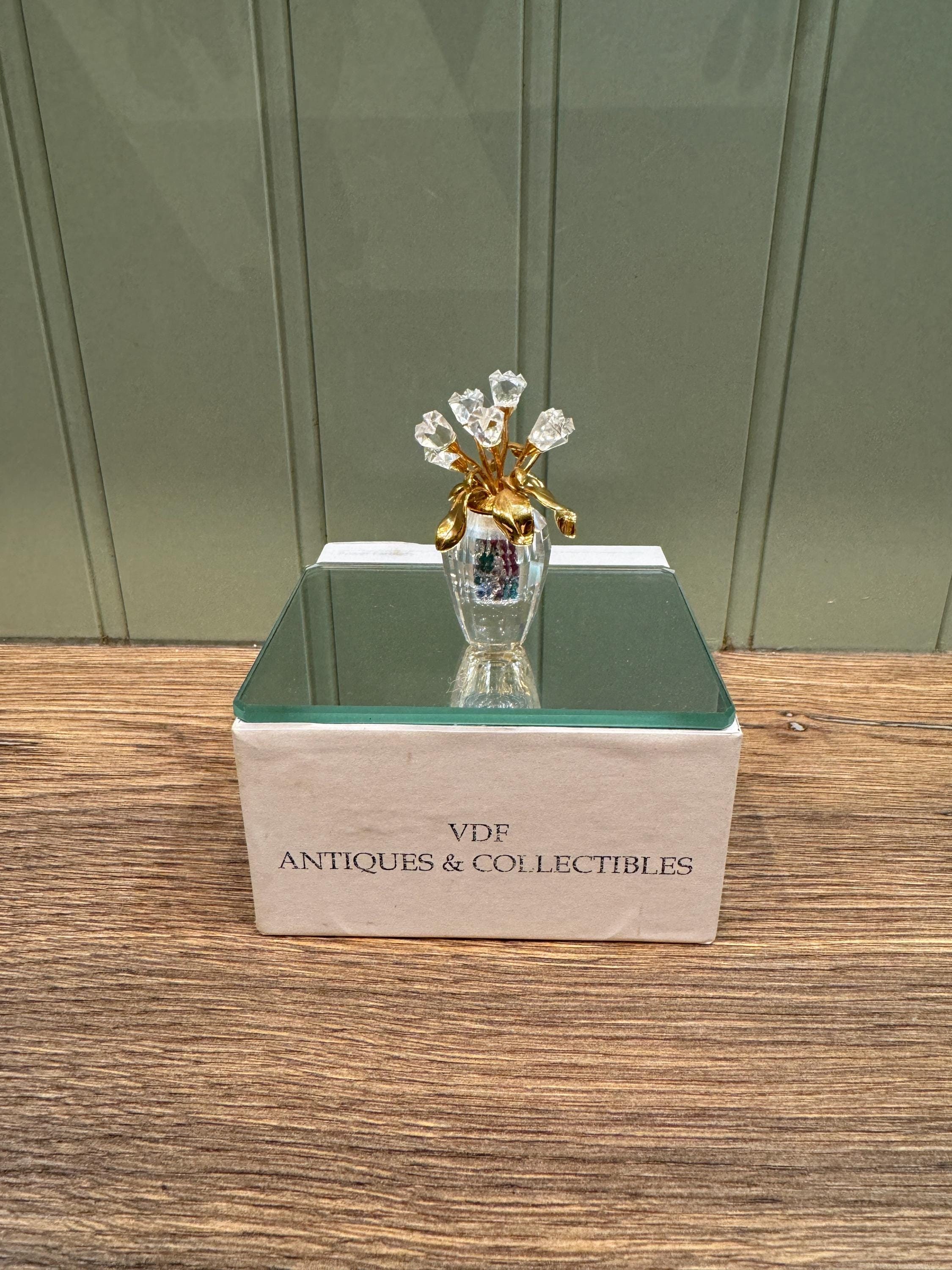 Swarovski Crystal Figurine - Swarovski Memories Gold Secrets