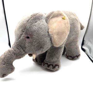 Vintage Large Steiff Elephant Plush – Model 6300/60 – Made in Germany – 60 cm – 1970s Steiff Toy