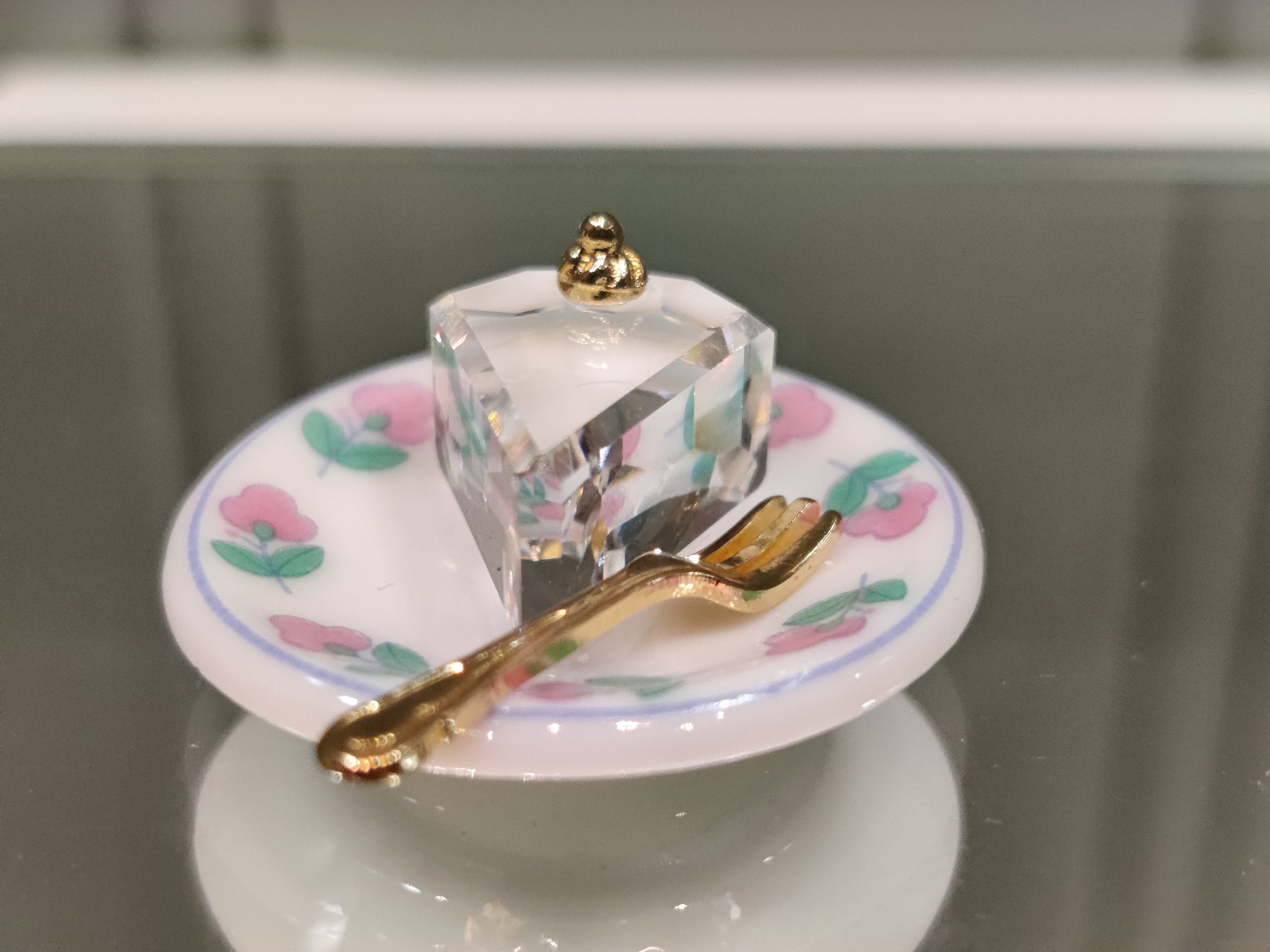 【日本未発売】 Swarovski Crystal Figurine - Swarovski Memories Cake With ガラス