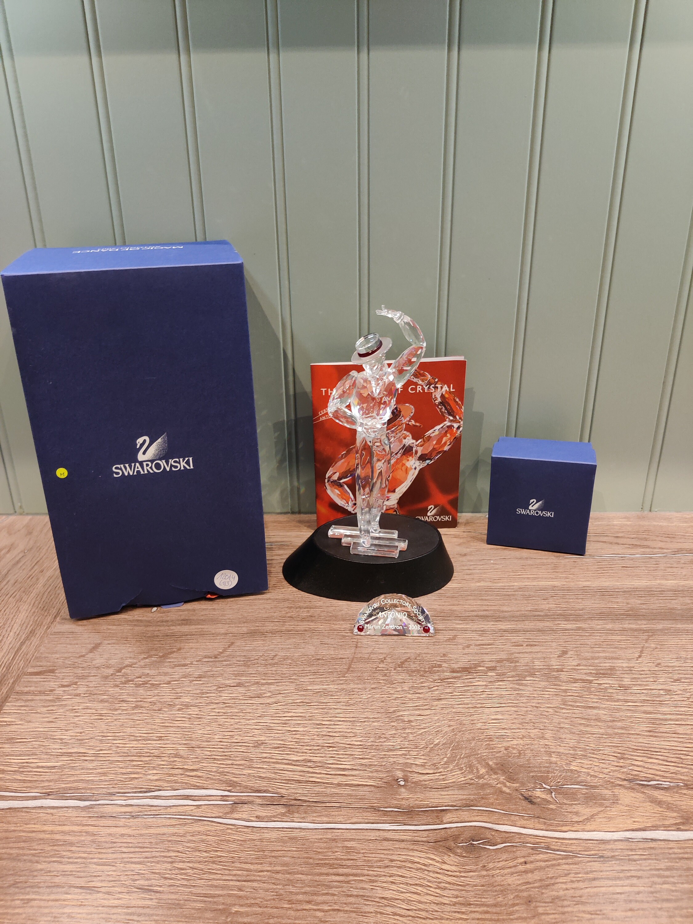 スワロフスキー swarovski SCS マジックオブダンス Swarovski Crystal Isadora 
