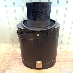 Antique Black Top Hat with Leatherette Travel Case – J.H. Mleyers Tiel, ca. 1920s – Elegant Formalwear with Original Box