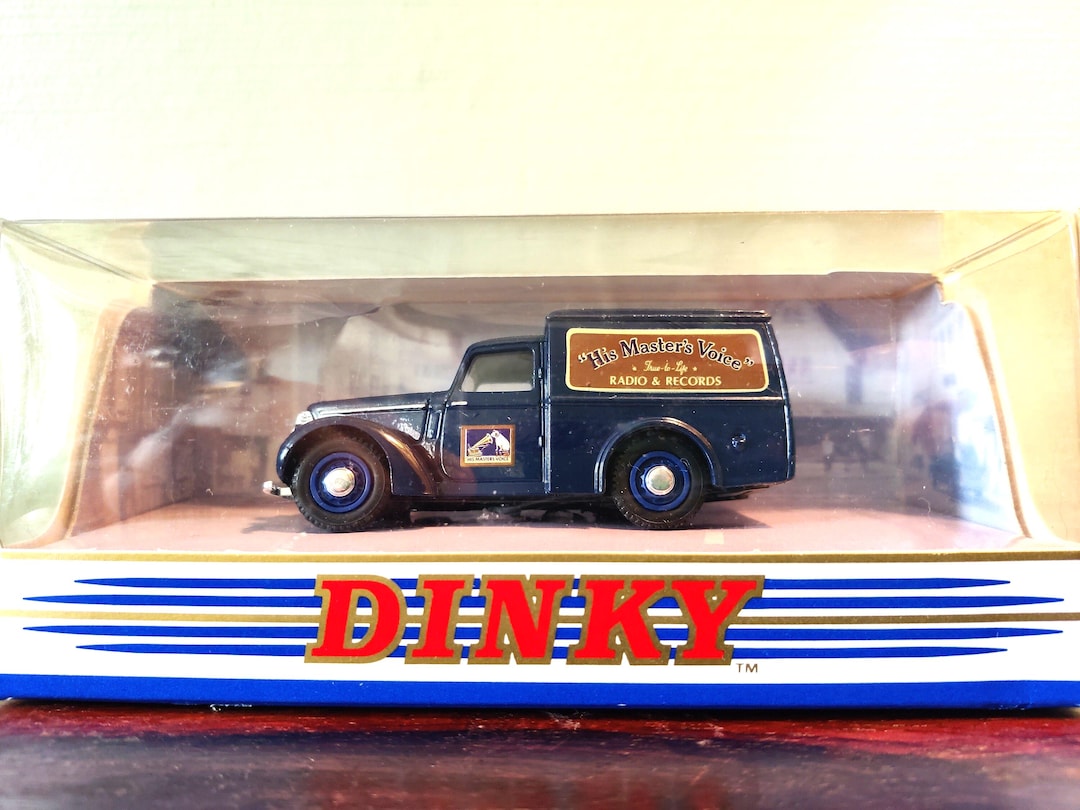 Matchbox Dinky Collection DY-8B Commer CWT Van 1948 Dinky