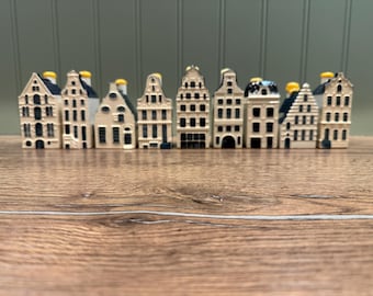 KLM miniature houses - Business class porcelain Amsterdam houses - BOLS - Collectibles decorative porcelain houses - number 37 to 45