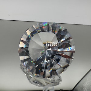 Swarovski Diamant vorm papiergewicht. 40mm groot - boxed