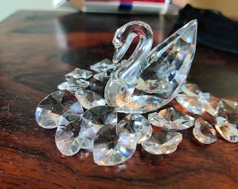Swarovski cadeauset met renewal swan een kleine kristallen hartjes - figurine - gift - dier -