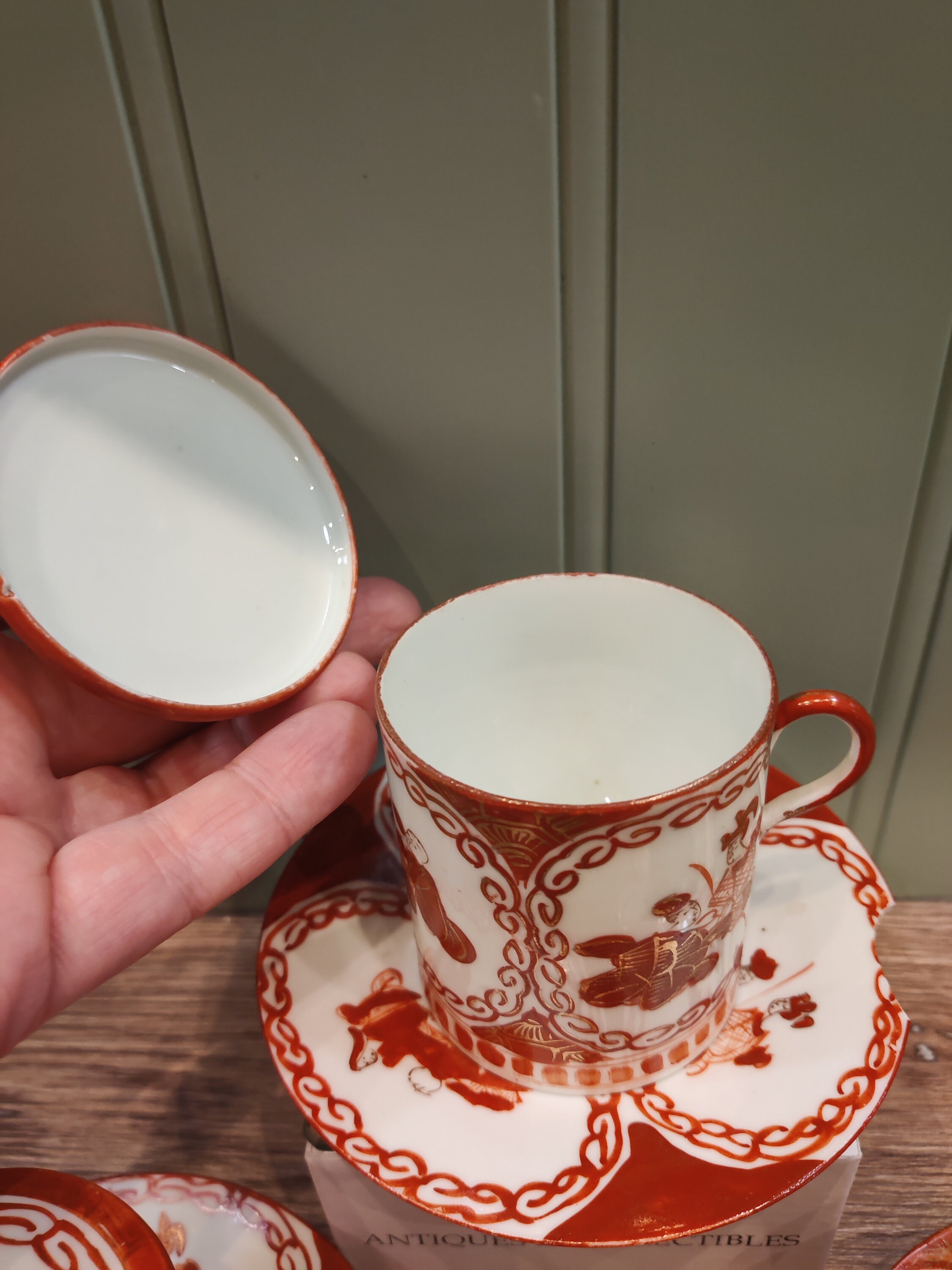 アンティークアジアン磁器ティーカップセット：赤、白、金 - Etsy 日本
