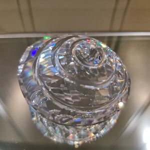 Swarovski Top Shell renewal gift - Crystal figurine - Swarovski Crystal figurine - BOXED
