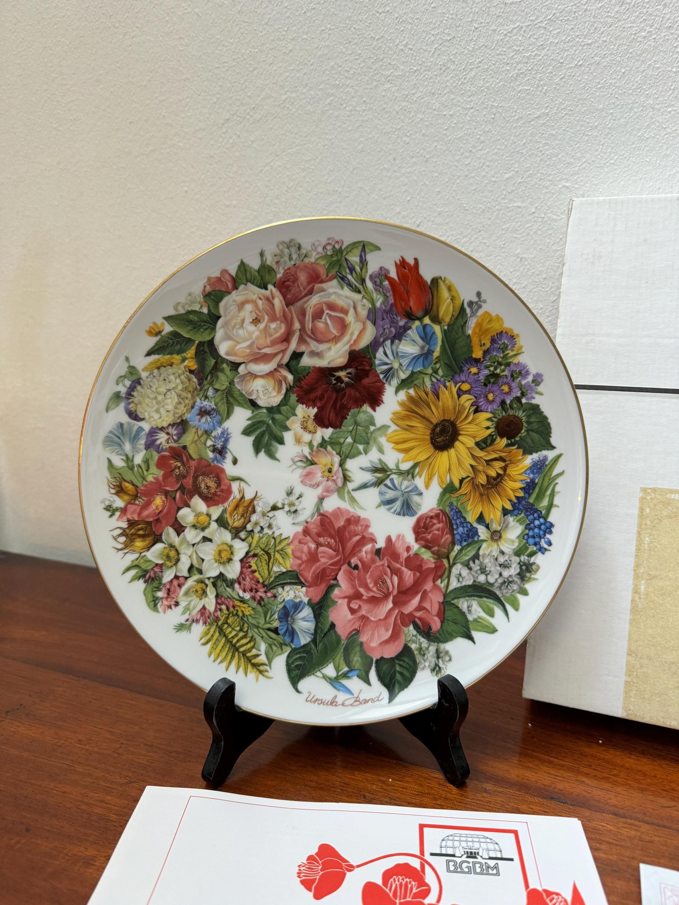 Hutschenreuther Limited Edition Floral Plate: Grande Finale