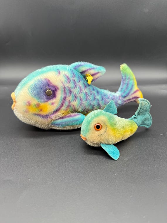 Steiff Tropical Fish Set – 27cm W/ Button & Flag + 13cm – 1960s