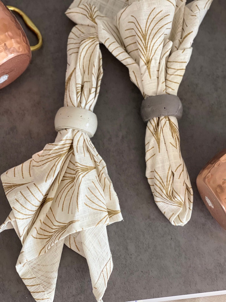 Hand Poured Concrete napkin ring set (4) Bild 1