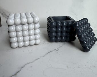 Concrete bubble storage cube
