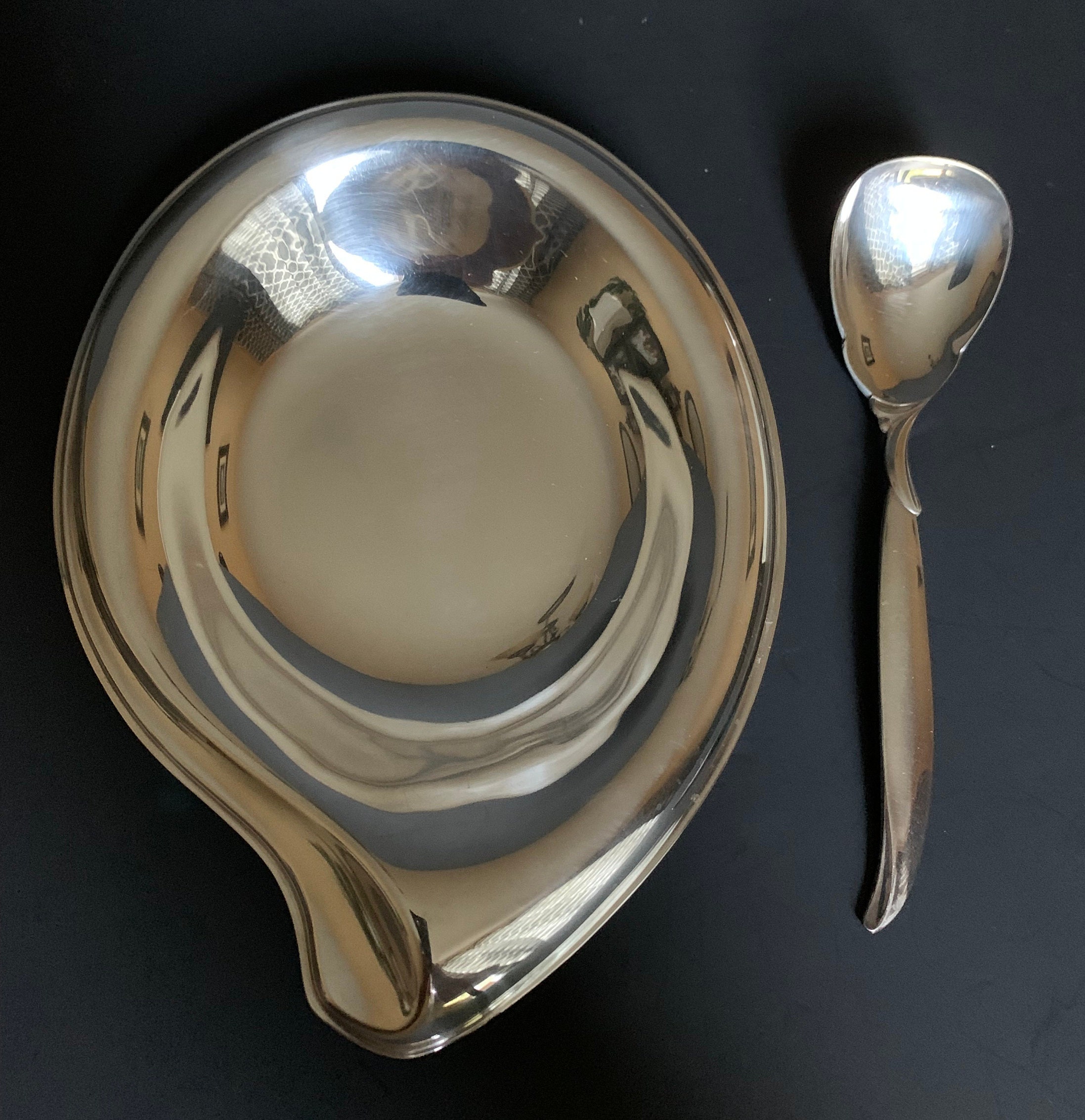 【ROGERS BROS】 FLAIR ディナーセット 4名用20本 Rogers Bros. International Silver Plate Flair - Partial Set