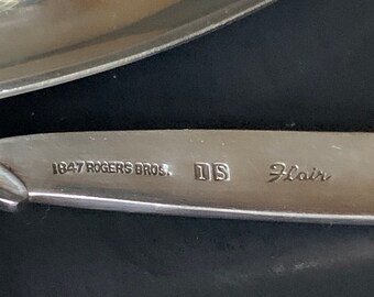 1847 Rogers Bros. Flair Entertainment Set Nut Dish & Spoon