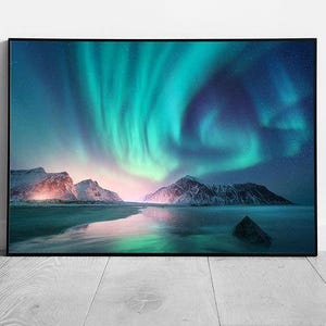 Aurora Borealis Wall Art Print - Northern Lights Over Sea  Mountains Lofoten Islands Framed Picture