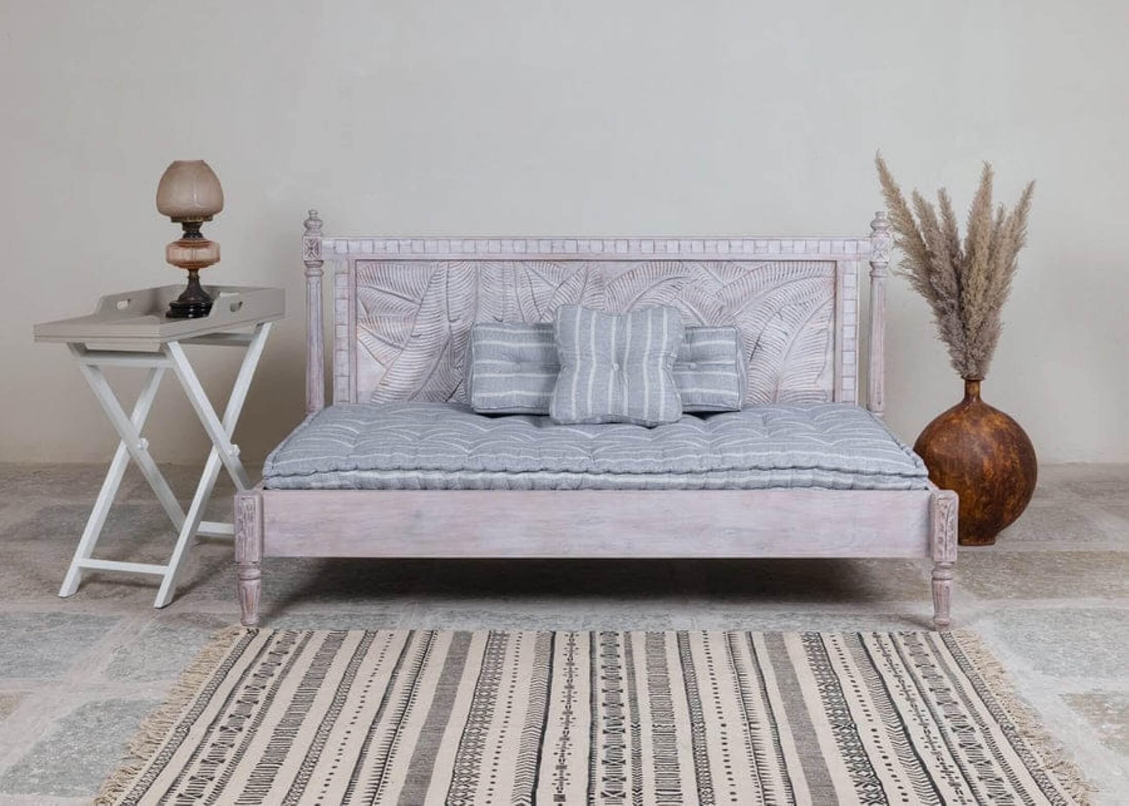 The amazon day bed carving bed chaise lounge sofa bed a 1 etsy