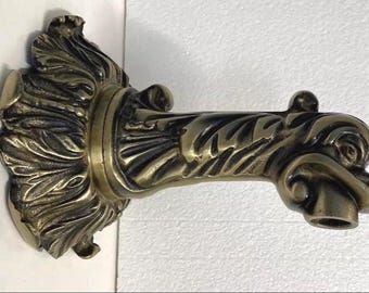 Unique Decorative Brass Garden Spigot/Faucet with Wall Plate, NEW