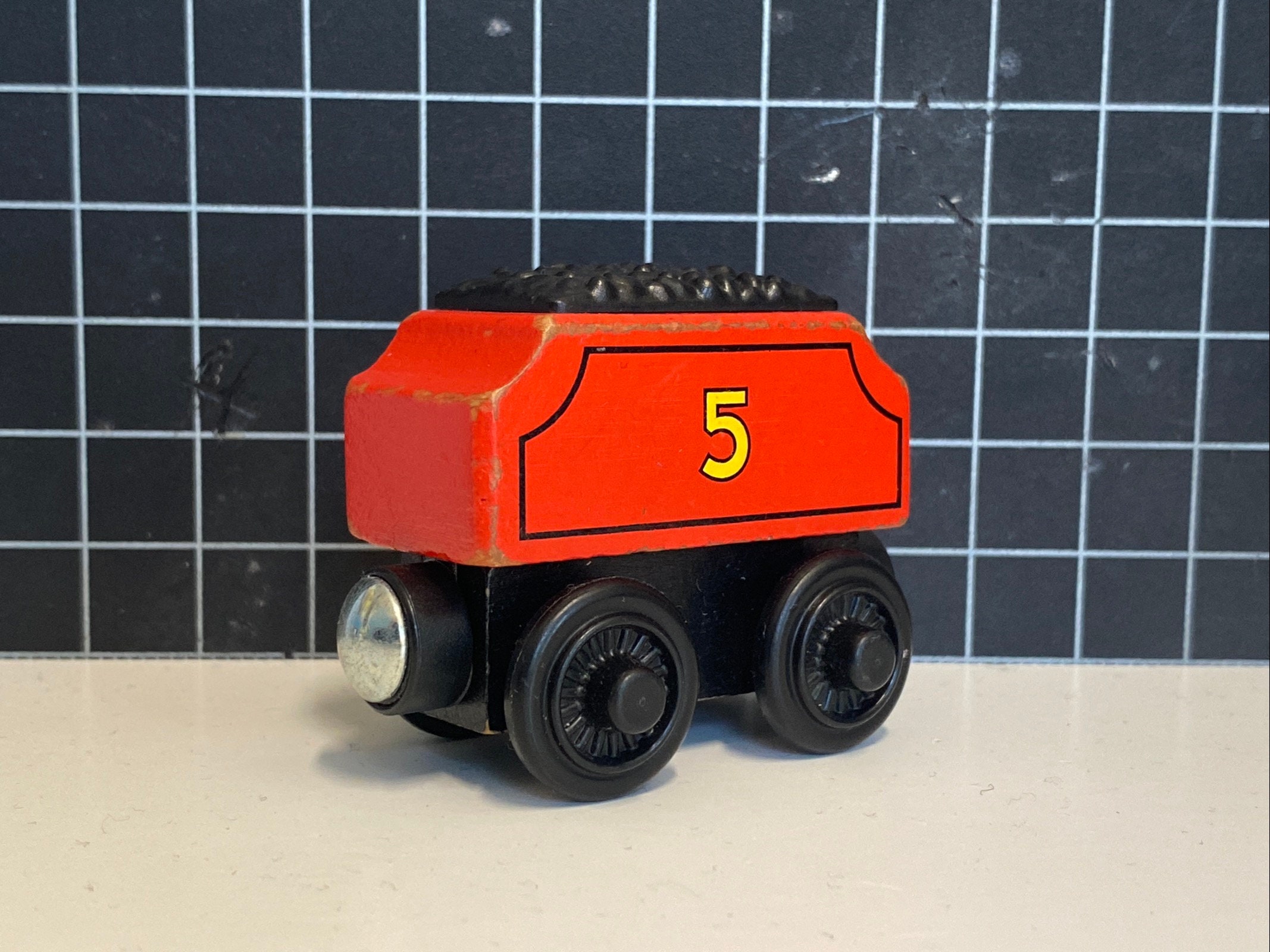 Thomas The Train Tank Engine JAMES AND 1 TENDER #5 Wood Red