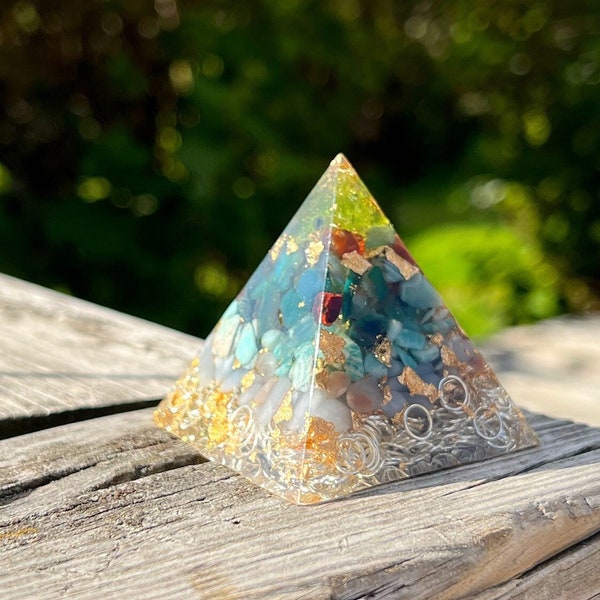 Healing Orgonite Pyramid with Angelite Amazonite Green Agate and Peridot Olivine for Energy Balance, EMF Protection, Handmade Orgone