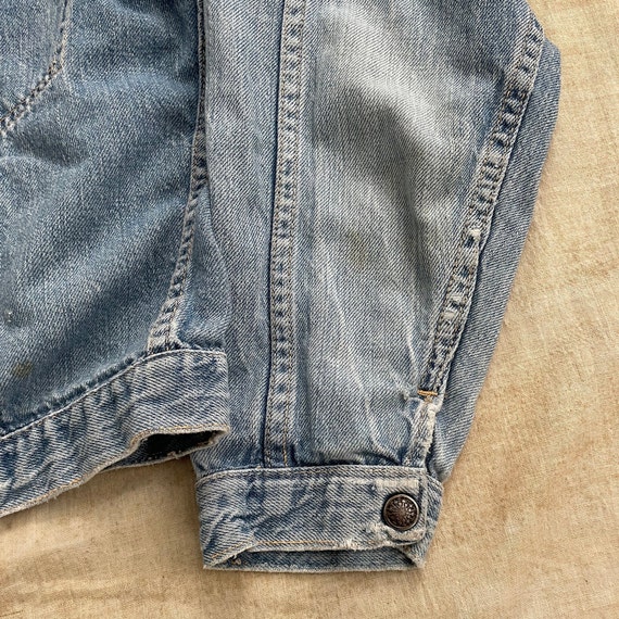 Vintage 1970s Pleated  Denim Jacket Distressed - image 6