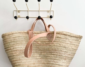 Cesta de praia de vime