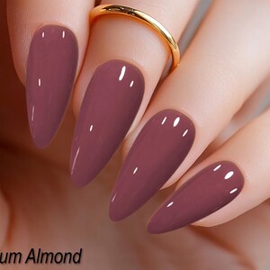 Elegant Rosewood Brown Press on Nails – Classy, Natural-Looking
