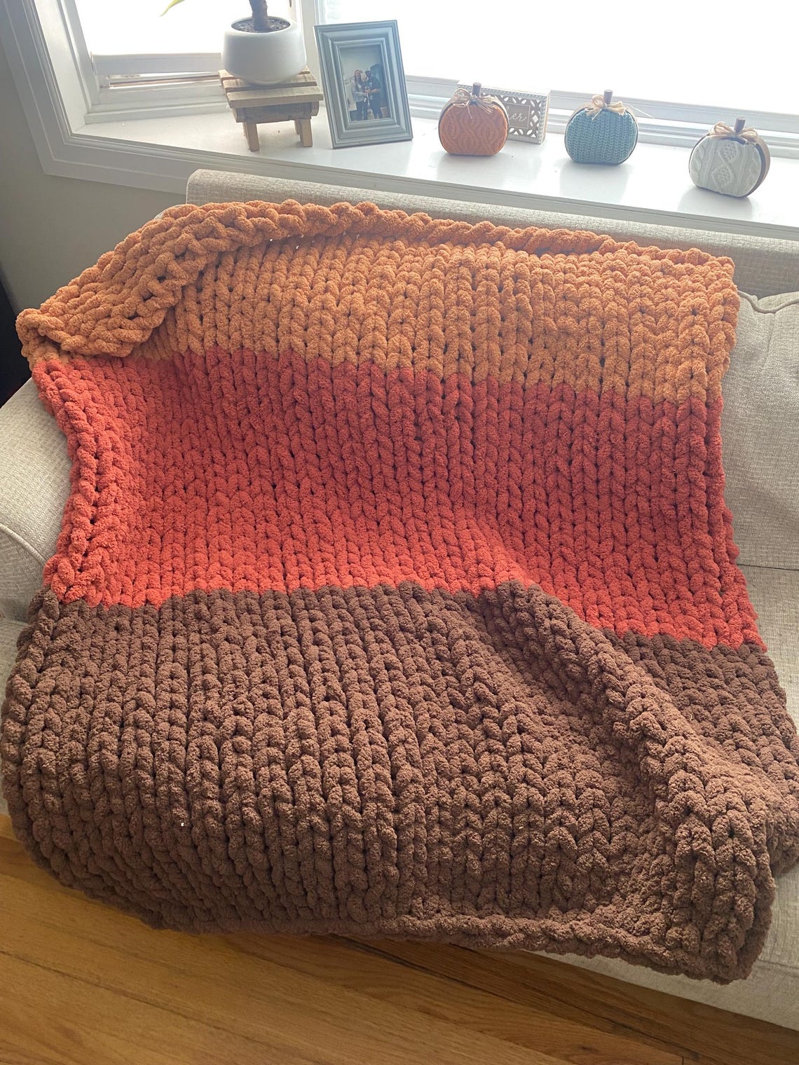 Fall / Charlie Brown Themed Chunky Throw Blanket - Etsy