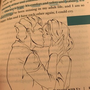 Livros personalizados com anotações e ilustrações imagem 4