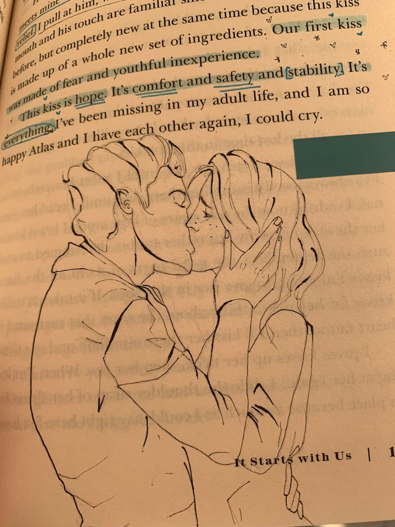 Livros personalizados com anotações e ilustrações imagem 4