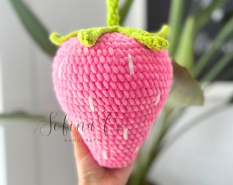 Oreiller géant fait main aux fraises roses : décoration de peluche au crochet, Saint-Valentin, idées cadeaux pour elle
