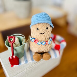 Jellycat Peanut Summer Beach Outfit | Crocheted Hat and Hawaiian